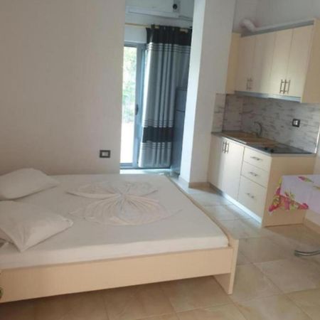 Alinani Apartments Ksamil Luaran gambar